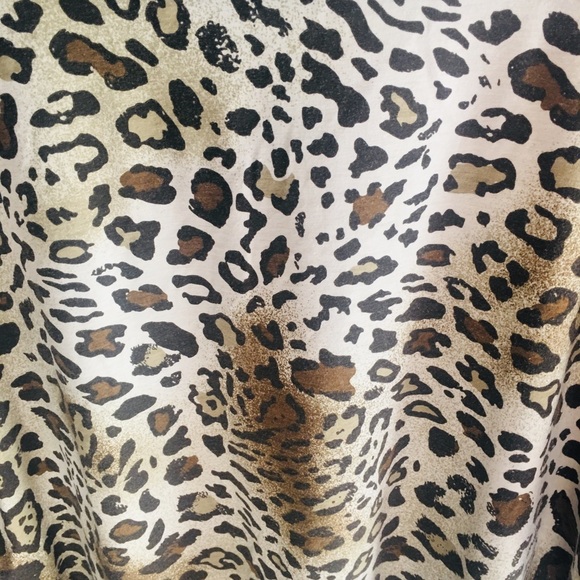 🦒ADDITIONS by CHICO’S Animal Print Top (Size 3)🦒 - Picture 5 of 5
